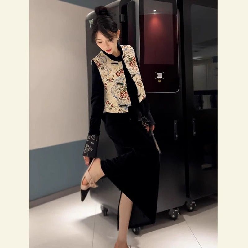 套装女2025春秋新款高级感新中式国风盘扣马甲外套+连衣裙两件套|undefined