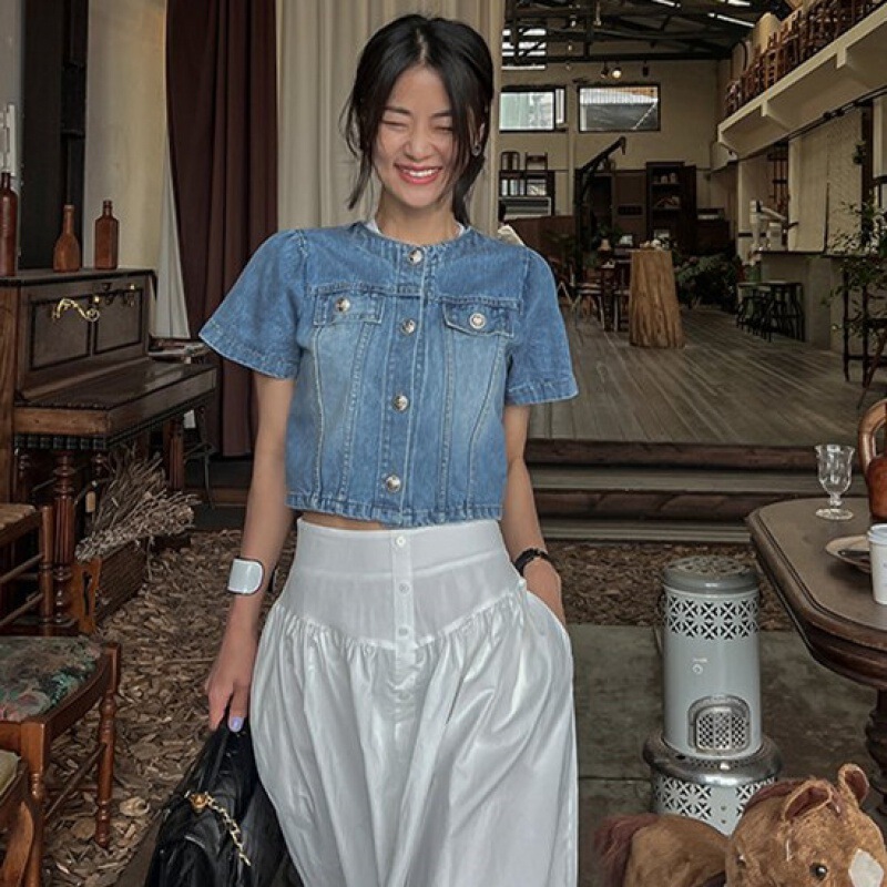 Korean-Style Chic Vintage Anchor-Carved Buckle Slim-Fit Short-Sleeve Washed Denim Jacket Top