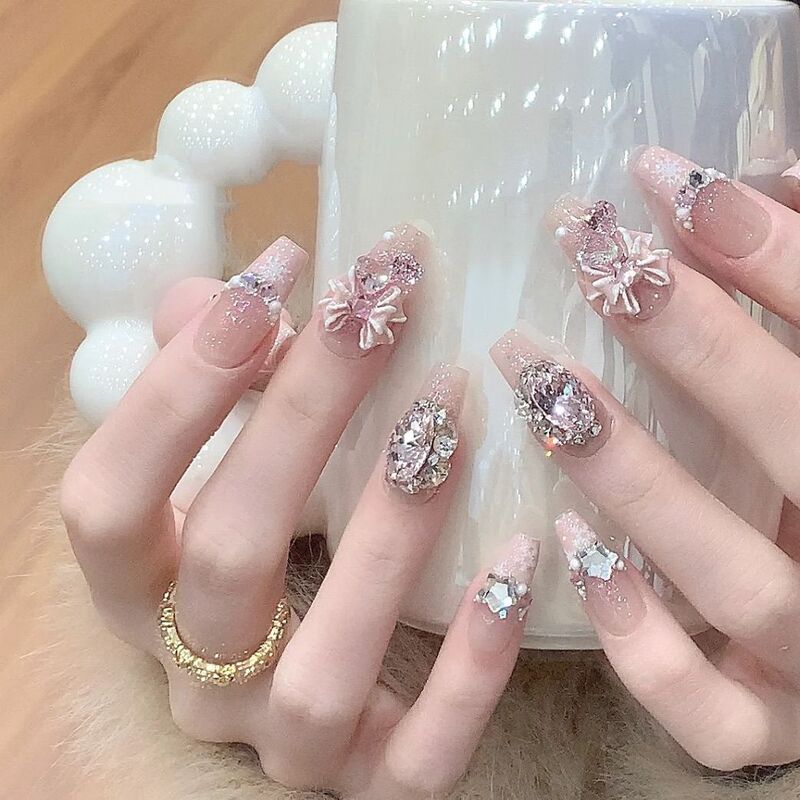 Handmade Pink Girly Heart Luxury Heavy-Duty Bow Autumn and Winter Wearable Nails