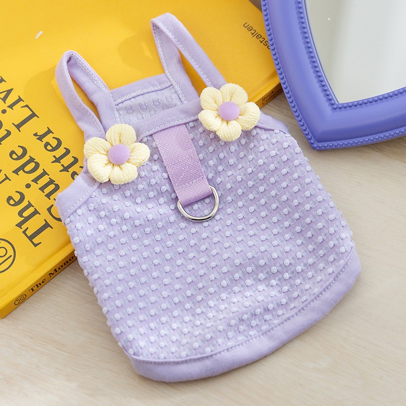 Primavera y verano perro de dibujos animados lindo pollo tridimensional remolque chaleco de dos patas gato delgado peluche ropa para perros