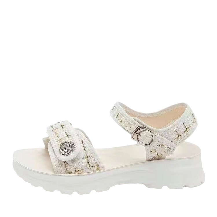 Zapatillas frías de fondo grueso para mujeres 2024 verano nuevos zapatos de playa muffin rojo red de fondo grueso para aumentar la altura de las zapatillas para mujeres