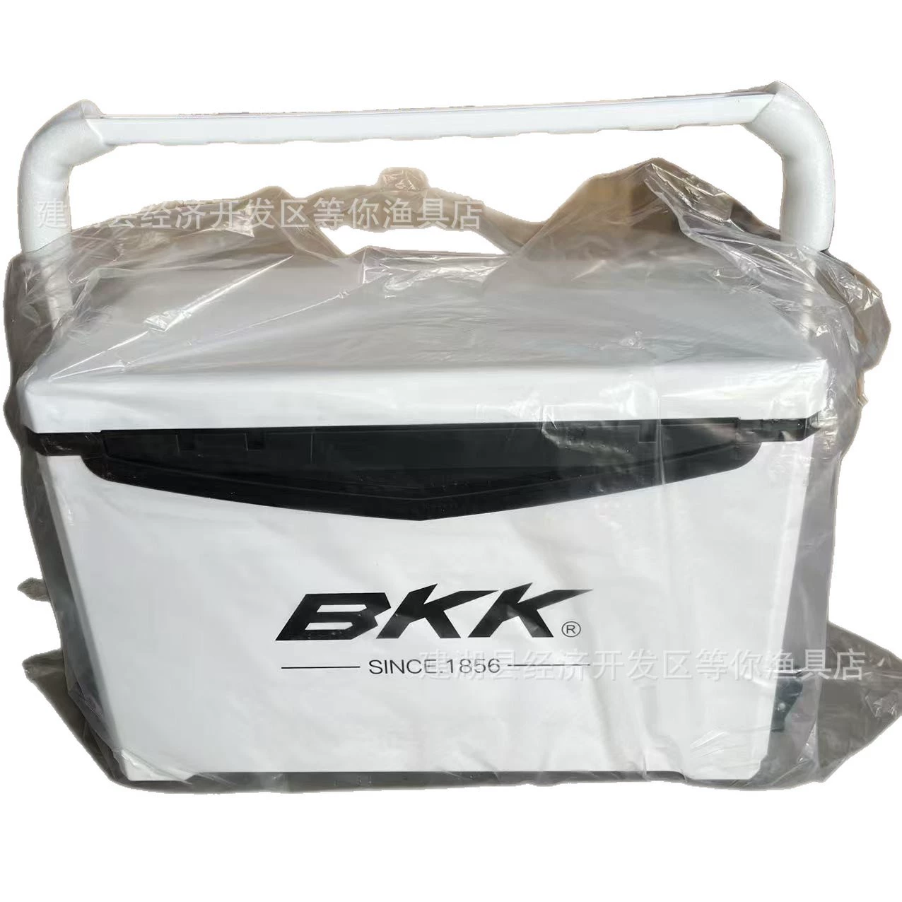 Оригинальная коробка для рыболовности BKK 29L: аксессуары включают турельный стеллаж, лоток для приманки, рыболовная защита, держатель зонтика, наплечный ремень, аксессуары подъемника на четыре ноги