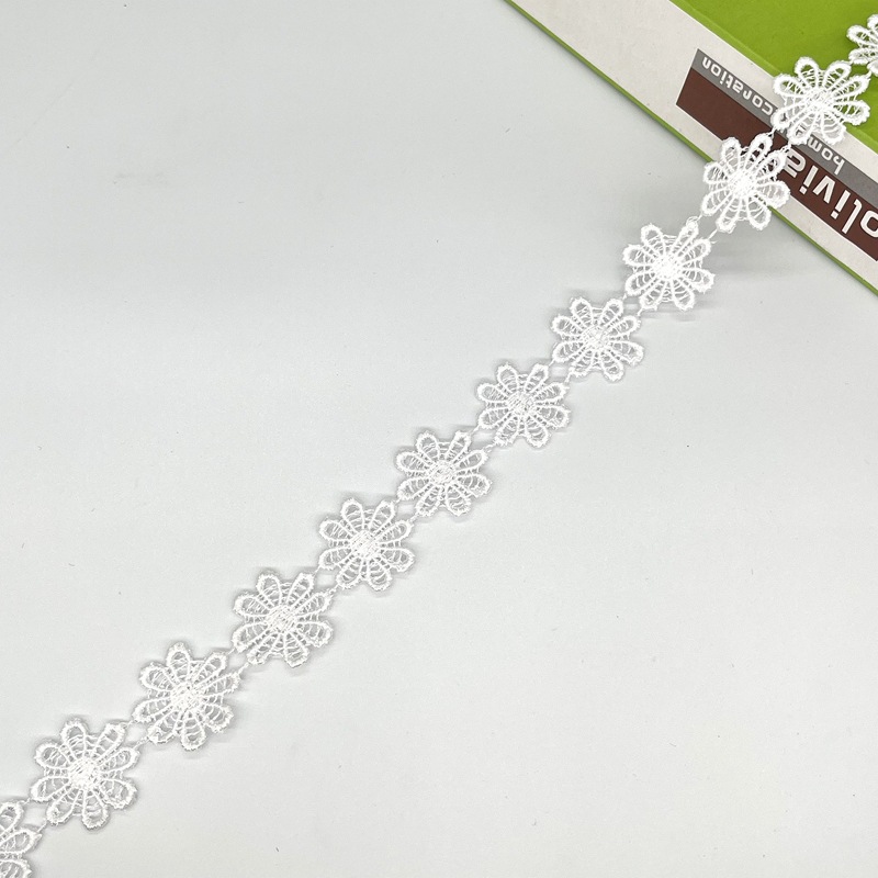 Spot 4 colores solubles en agua bordado encaje de 2,5 cm encaje de seda de leche DIY accesorios de ropa transfronterizos