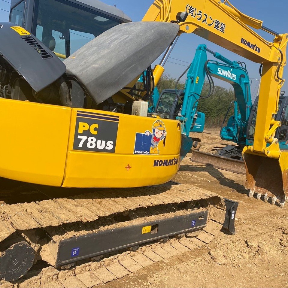 Exportación de línea especial doméstica y extranjera de segunda mano 78 importación Komatsu excavadora con una cabeza de cañón