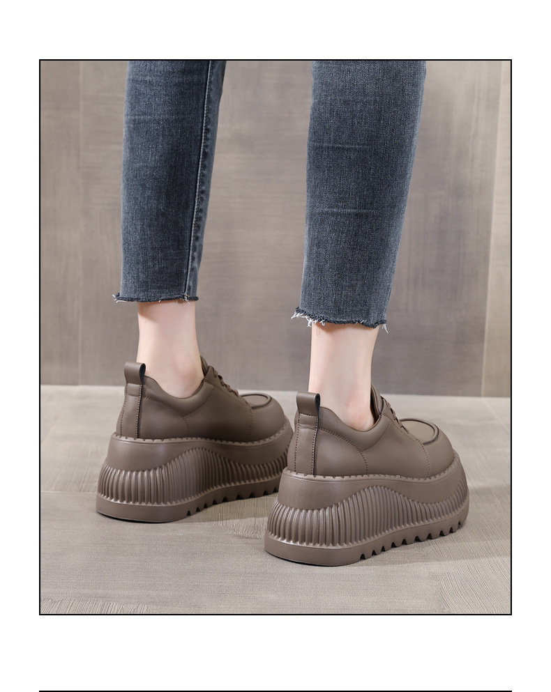 Giày sneaker nữ đế dày tăng chiều cao bên trong, đế bánh xốp mềm mại — Màu đen chi tiết 18