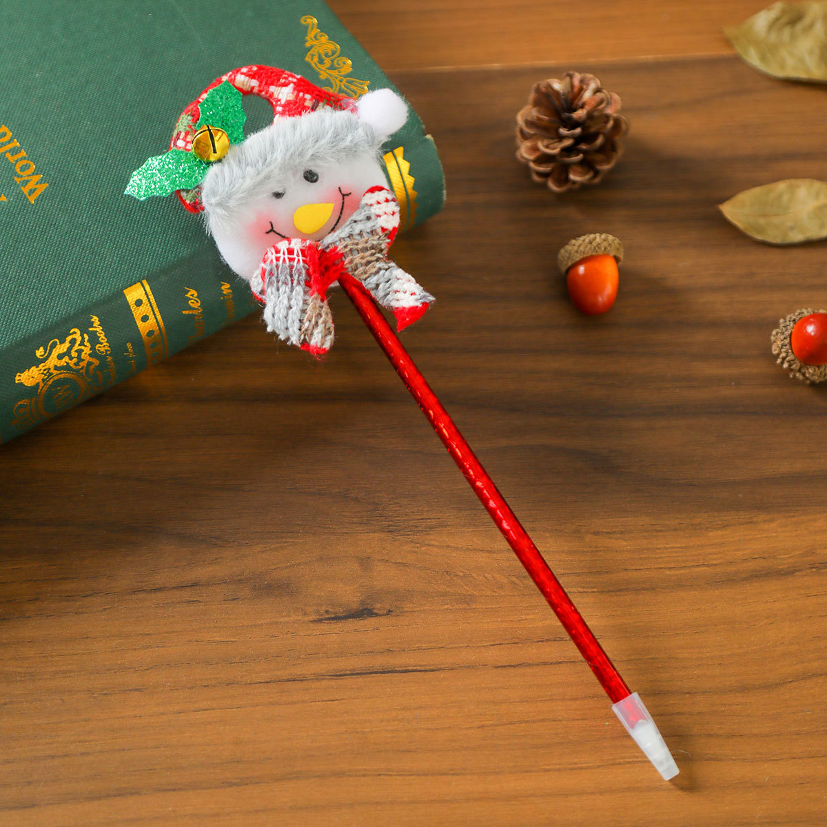 Navidad pequeño regalo de dibujos animados muñeca bolígrafo con pulverización para niños de Navidad premios de estudiantes