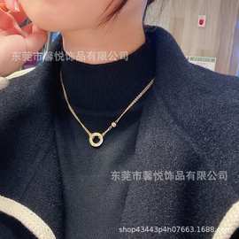 卡家通体钛钢圆环LOVE个性极简风双层项链女ins网红锁骨链配精致