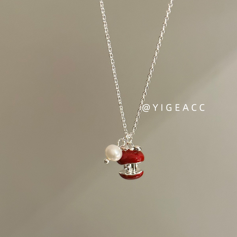 Christmas Red Apple Necklace Light Luxury Design Niche Comb Pendant Tassel High-End 2025 New Trendy Clavicle Chain