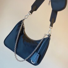 ����һŮ��hoboҸ�°���ж�C���L��ˮ����������μ�б�������