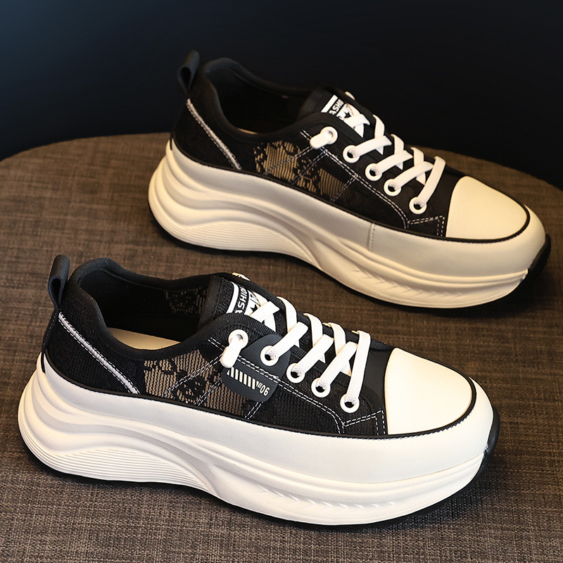 Thick-Soled Foam Sole White Sneakers for Women, 2026 Spring and Autumn Slip-On Platform Shoes, Genuine Leather Casual Lightweight Sneakers