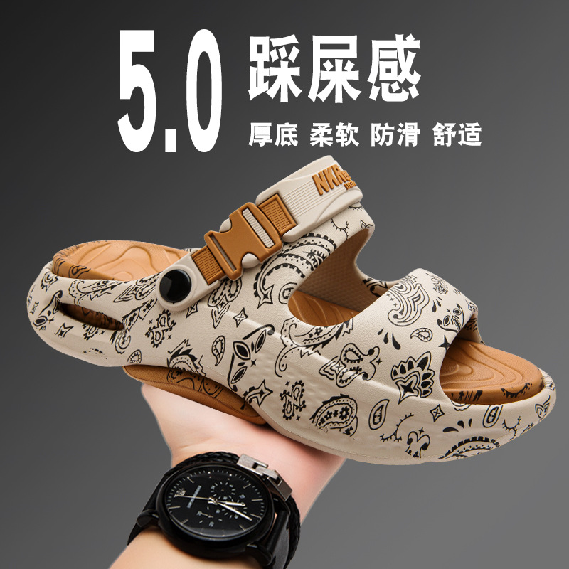 Zapatillas hombre 2025 nuevo estilo verano ropa exterior antideslizante pisando heces sandalias de suela gruesa conducción al aire libre sandalias de playa de doble uso
