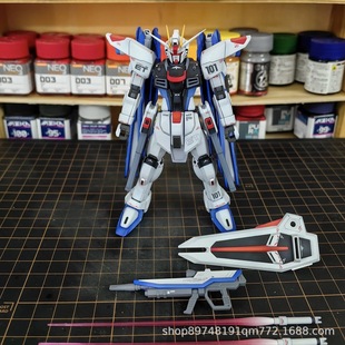 ��ģ���������əѻ���δ���Ӻڸ��_HG 1/144�ޏͰ�ѩ�F��ƴ�bģ��