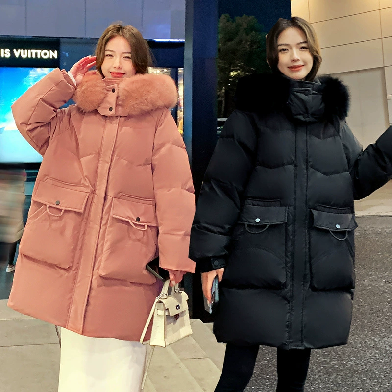 Зимняя одежда больших размеров для полных женщин 2025 года, утягивающая и увеличивающая объемы, утепленная пуховая куртка средней длины с воротником из лисьего меха 215.