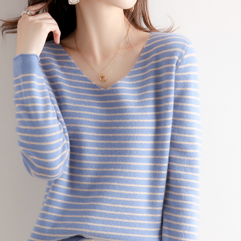 Striped Base Shirt Women's Long-sleeved Spring Autumn Winter New Arrival Sweater Women's Loose V-neck Top Short Trendy Sweater