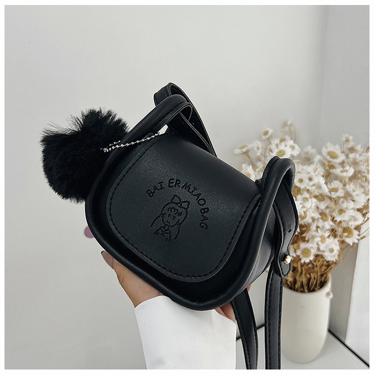 Women's Mini Pu Leather Solid Color Streetwear Square Magnetic Buckle Crossbody Bag display picture 5