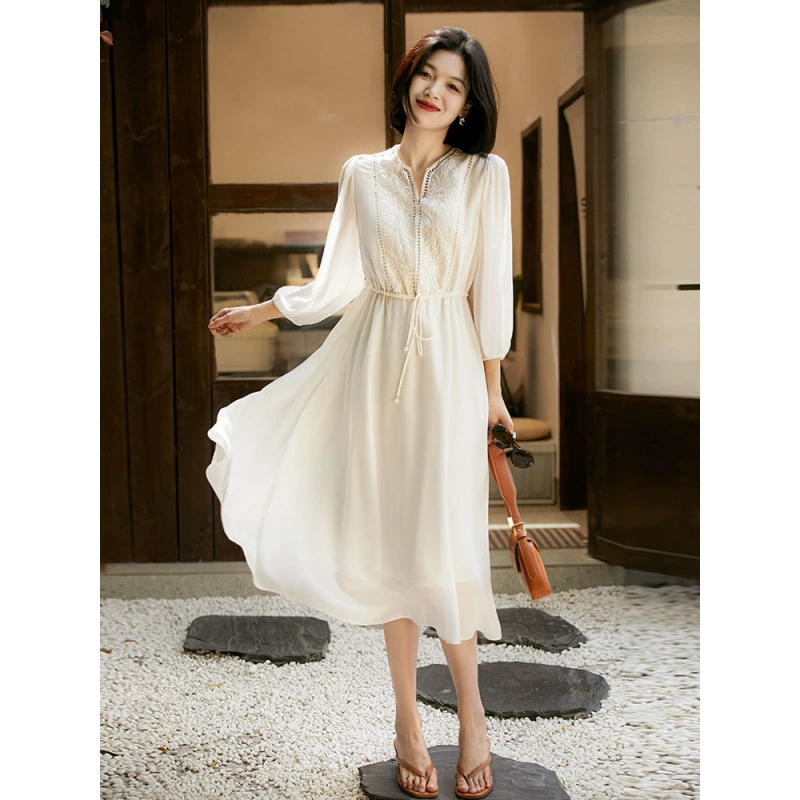 Шёлковое платье с тяжёлой вышивкой для женщин, лето 2025, новое, высококачественное, А-силуэта, средней длины, из тутового шёлка