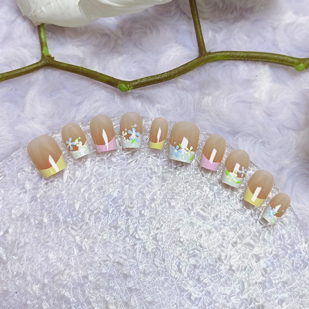 3D en relieve floral tipo ballet usar uñas frescas y dulces manicure francesa 10 piezas de manicure falsa de talla dividida image 5