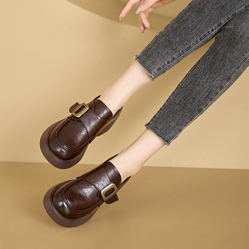 Весенне-осенние лоферы из натуральной кожи для женщин. Маленькие кожаные туфли на толстой подошве на липучке в корейском стиле для женщин. Повседневная маленькая обувь с пряжкой для женщин.