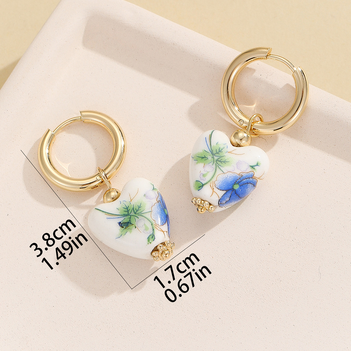 푸른 꽃 도자기 사랑 귀 버클