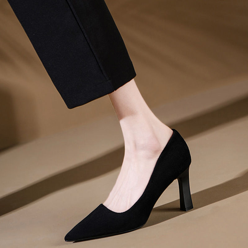2025 Autumn New Style Pointed Toe Suede Shallow Thick Heel Slip-On Versatile Elegant Commuting Shoes_vogvips.com