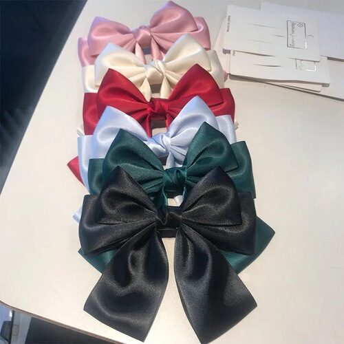 Hair clips with bows on the back of the head of women, hair clips on the back of the head of the horsetail tied hair clips on the top of children's duckbill clips on the red headdress