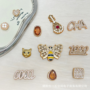 �羳���Ncross����ЬЬ����ˮ�һ�w�ɲ�ж�b��@�LЬ������l