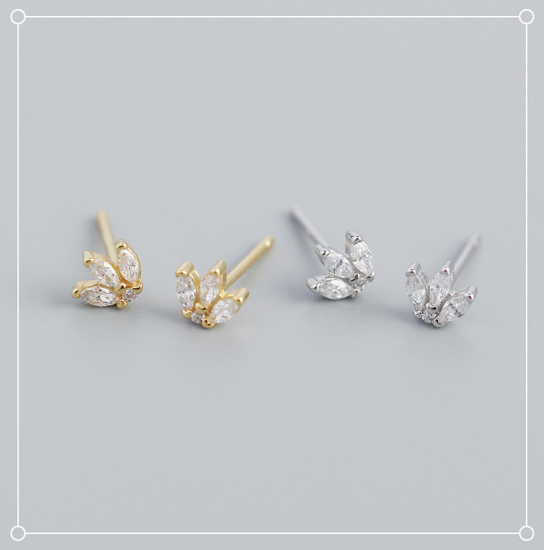 10g Weight Electroplating Gold Plating Process 925 Sterling Silver Ear Needle Material 18K Real Gold Plated, Platinum Plated Plating Material Rhinestones Inlay Material 1 Pair 925 Sterling Silver Rhinestones Leaf Ear Studs