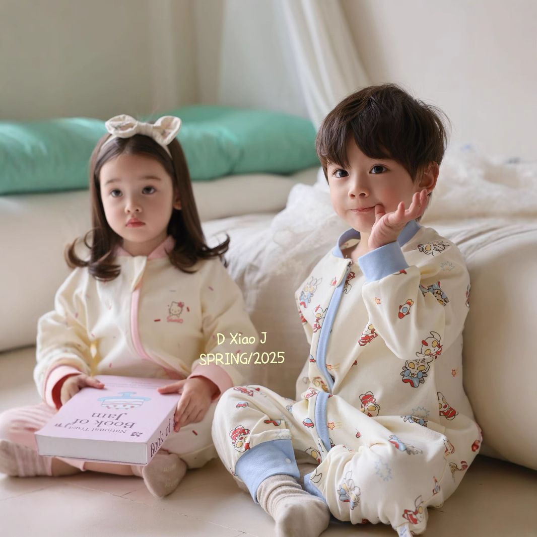 Baby sleeping bag for spring and autumn, boneless anti-kicking blanket, pure cotton, leg-opened for both boys and girls, all-season onesie