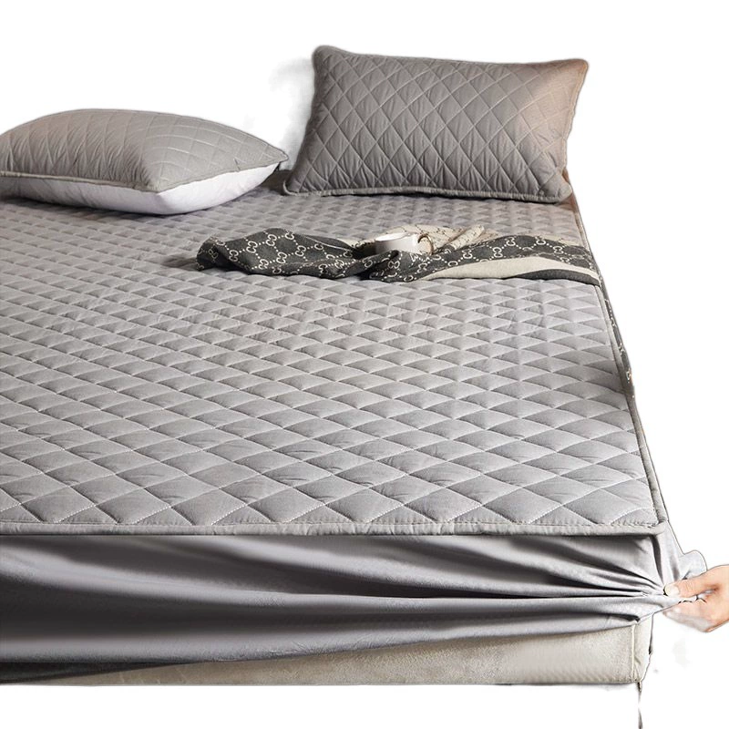 Sheet, quilted bedspread, mattress, non-slip protective case