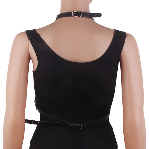 Hot-selling European and American sexy bondage restraint belt fashionable heart-shaped decoration leather choker bustier integrated accessory