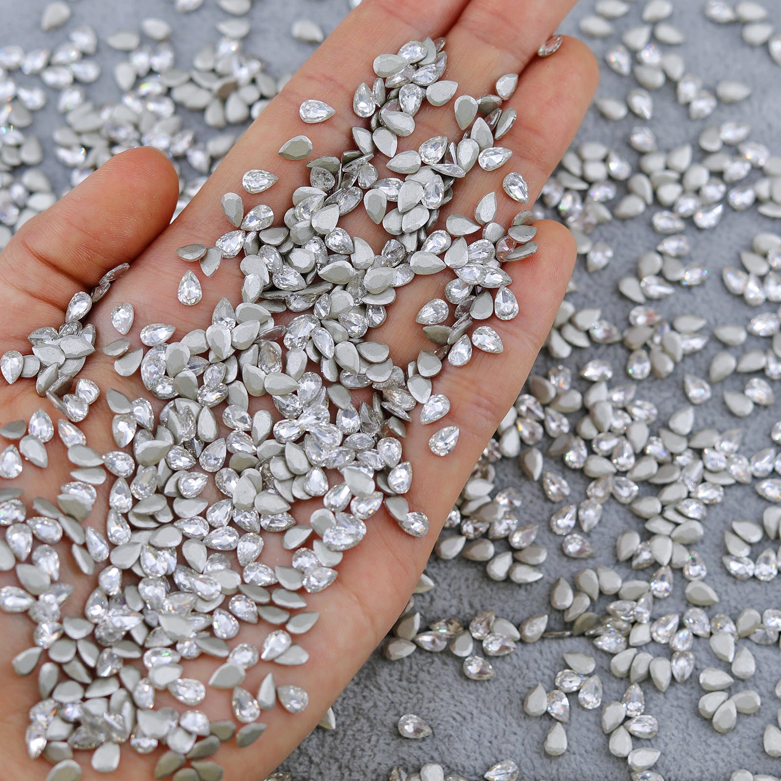 Fondo plano circón blanco-4*6mm gota de agua