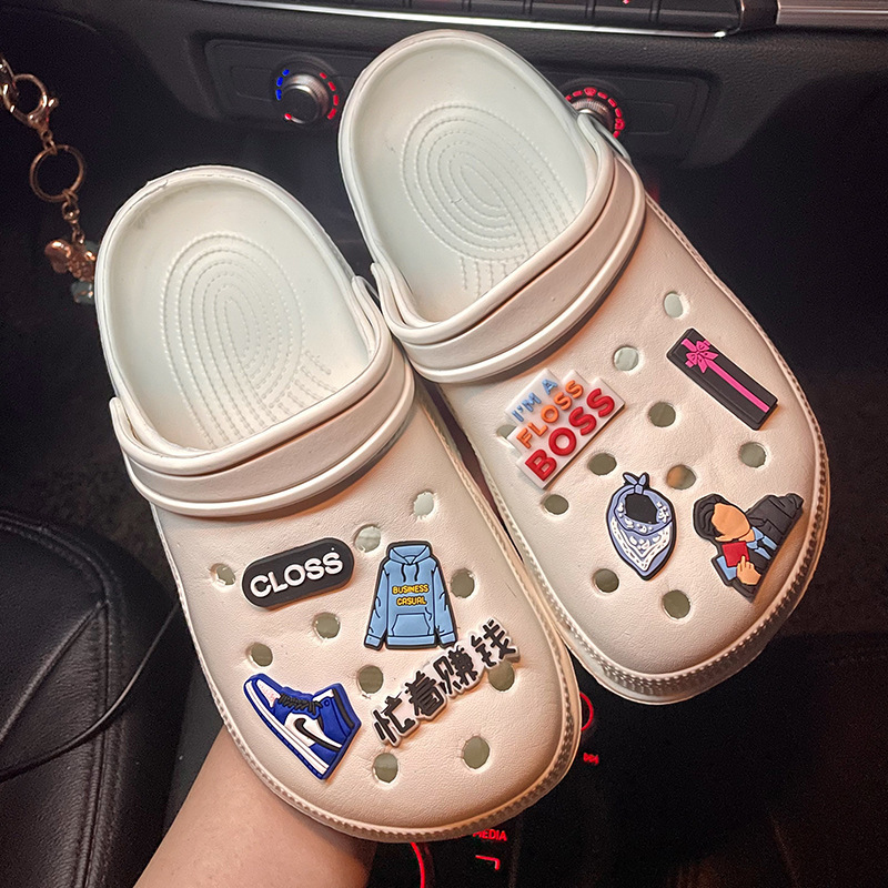 New hole shoes jewelry buckle creative trend shoe buckle free with rubber buckle hot cartoon factory explosion wholesale