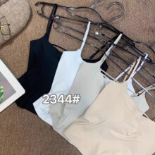 �ļ���˿�޺�������������һ����ص�ٴ��⴩�ڴ�������������Ů