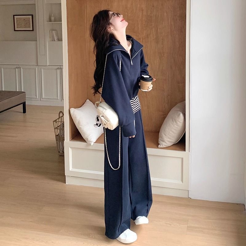 大码休闲运动套装女秋季新款胖MM条纹背心翻领卫衣阔腿裤三件套潮