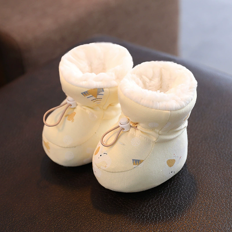 Children's winter keep warm protective lanyard holder for new born, soft sole, 3-12 month