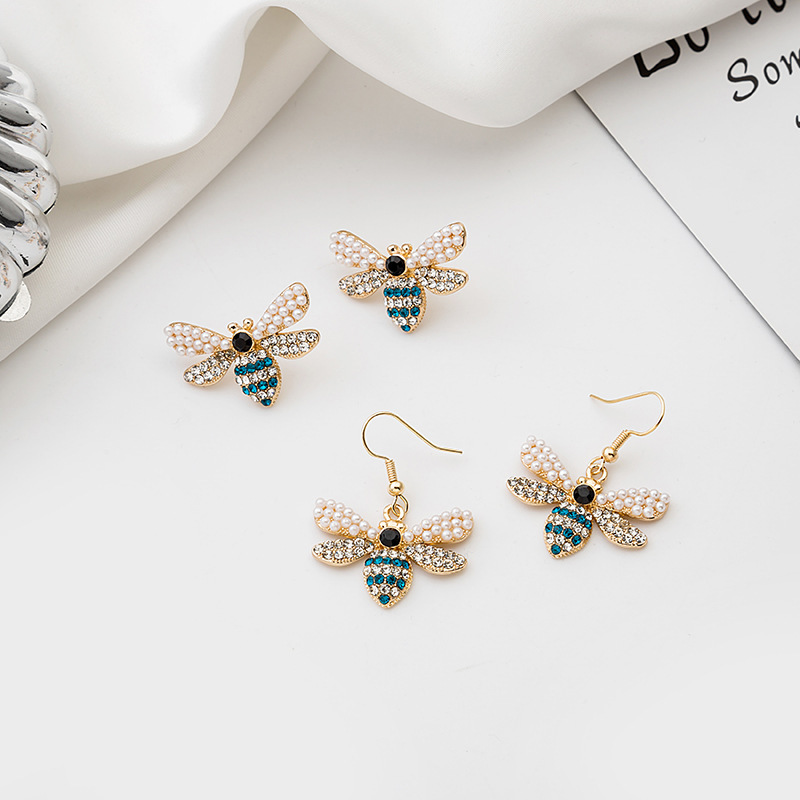 Fashion Insect Alloy Diamond Rhinestone Earrings display picture 1