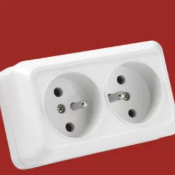 【厂家直供】欧式两位明装插座 法式双联插座带接地 两位法式地插