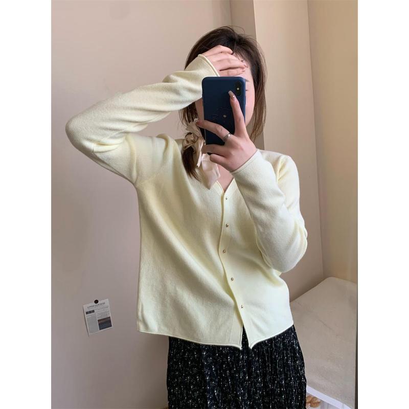 V领春秋款针织开衫女温柔粉色减龄薄款毛衣外套女短款宽松上衣潮|undefined