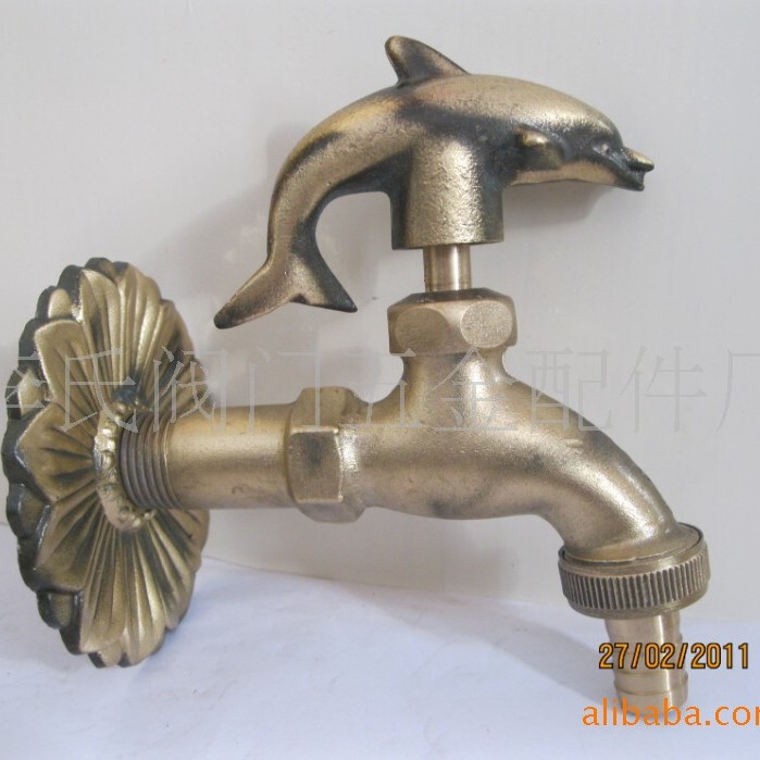 Brass animal faucet garden faucet gardening antique old mop pool washing machine dolphin squirrel