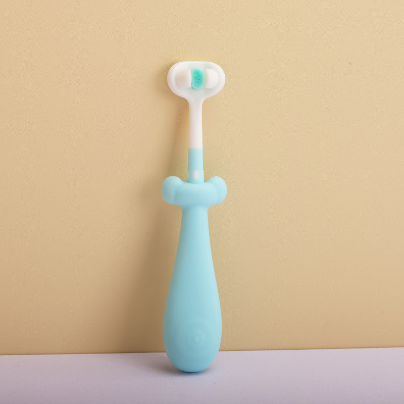 Cepillo de dientes de tres caras con cerdas suaves para niños con dientes de tres caras y mango antideslizante de diez mil pelos para bebés y diez cepillos de dientes de dos mil pelos, caja completa al por mayor
