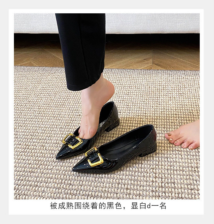 Giày lười nữ mũi nhọn gót thấp khóa kim loại phối màu trơn — màu đen, màu đỏ chi tiết 11