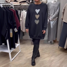 2025新款亚马逊欧美跨境时尚百搭圆领长袖休闲爱心卫衣连衣裙女装