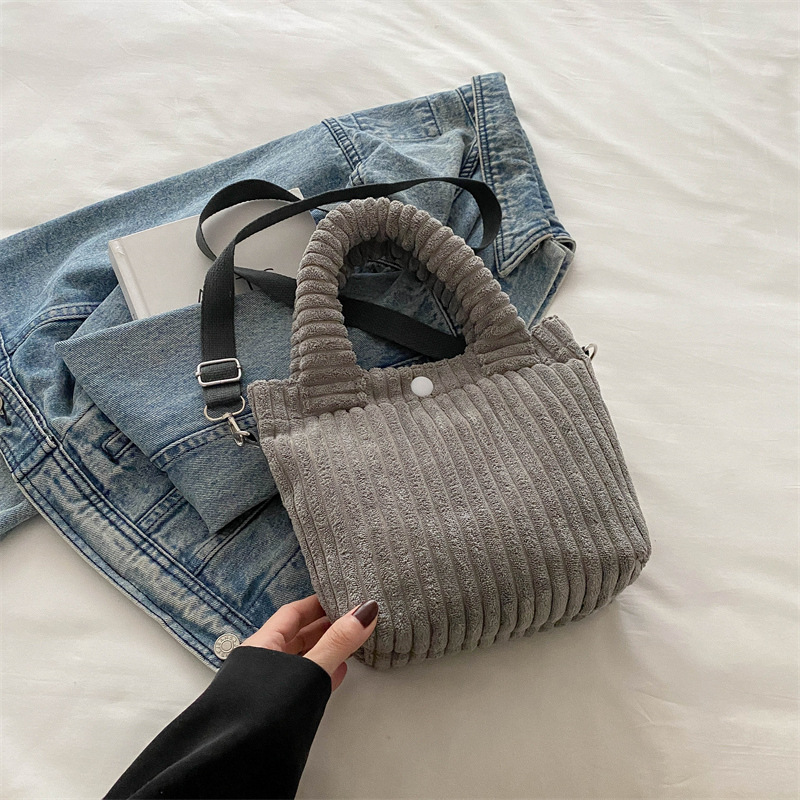 Otoño y invierno nuevos productos de diseño Nichozhong pozos de cordillera bolsas de algodón lindas bolsas de mano chic bolsas de hombro