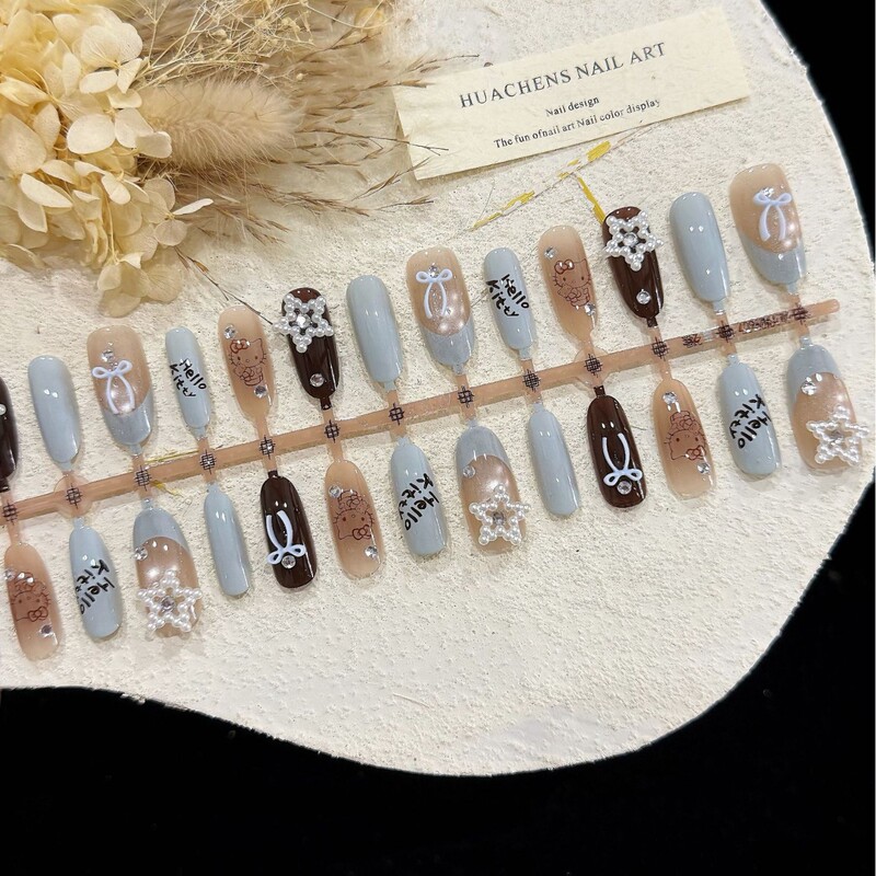 【Milk Blue Kitty】Sweet and Cool Baby Blue French Cat Eye Handmade Wearable Nails, 30-Piece Set of False Nails