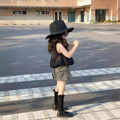 Korean children's summer fashion set stylish trendy black spaghetti strap top and shorts trendy influencer two-piece set