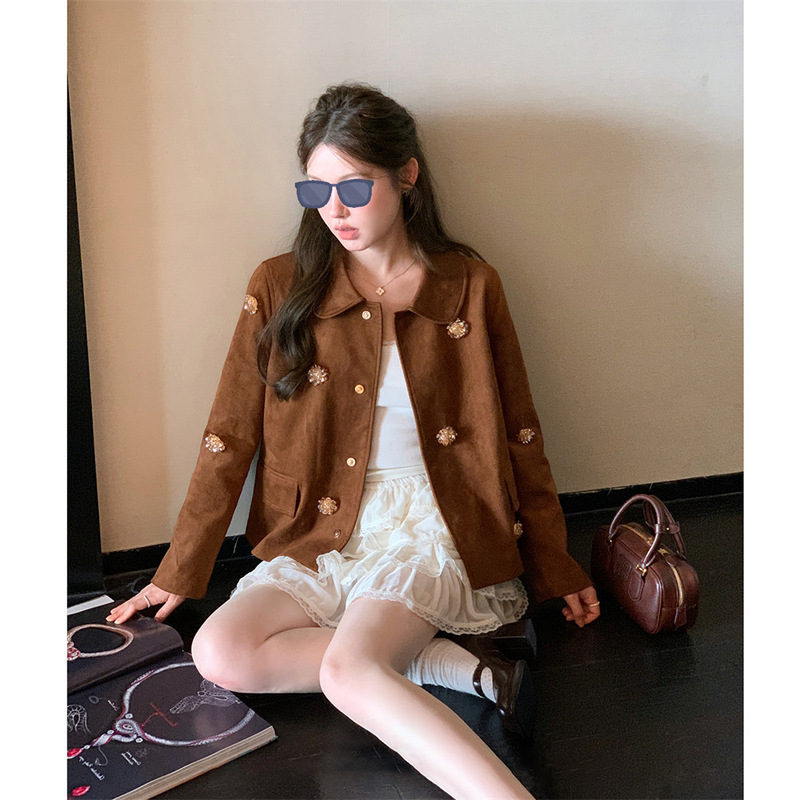 杨小卷 miu系千金感美拉德短外套女高级感法式娃娃领钉珠上衣皮衣|undefined