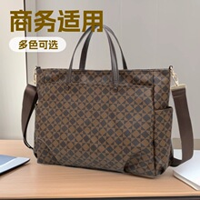 �Pӛ����X��15.6��Ůʿ����������̄չ��İ���б��ͨ�����ذ�