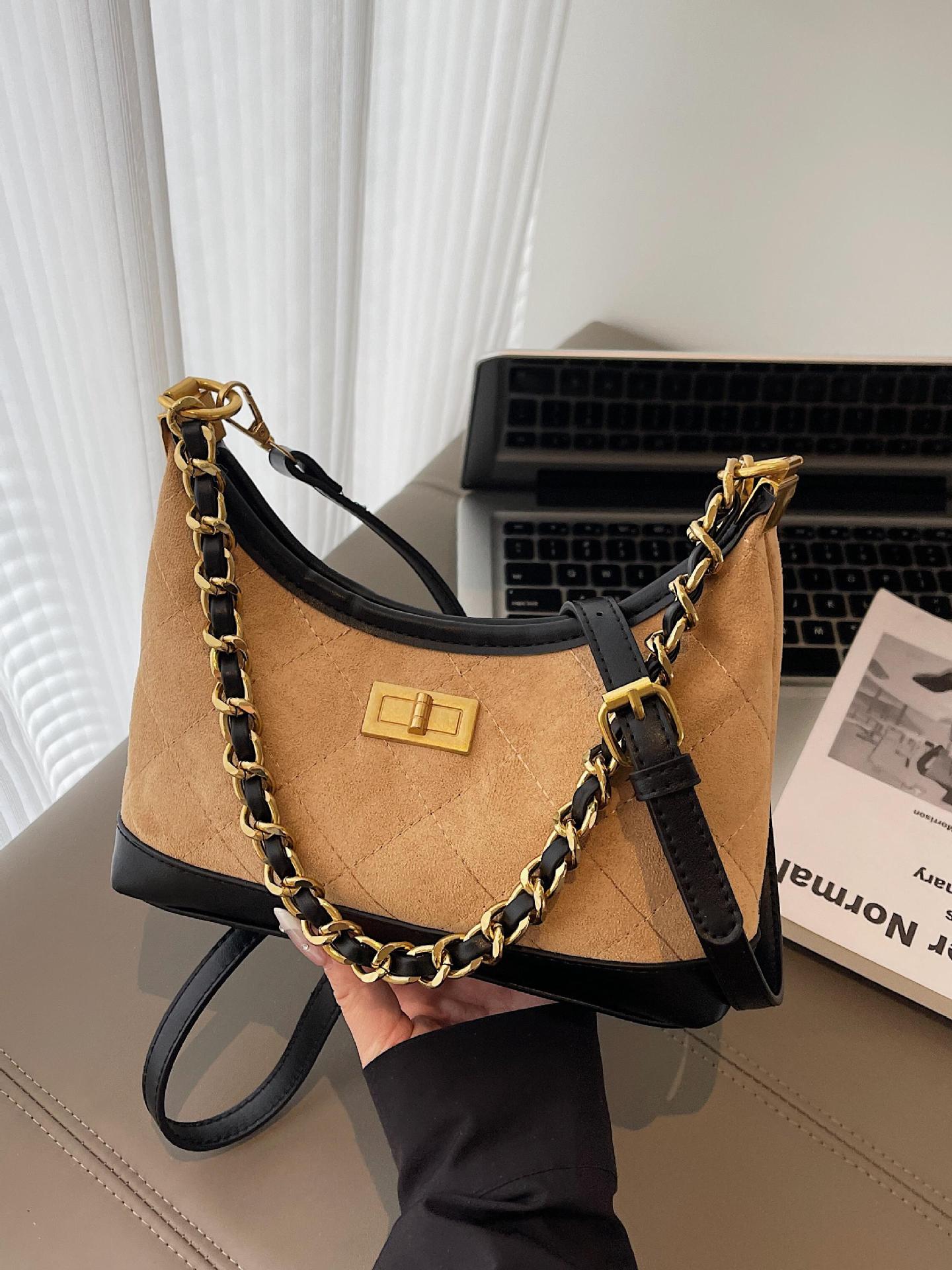 Xiaoxiang Style Chain Ring Bracket Women 2025 nuevo estilo extranjero nicho universal bolso de hombro bolso de moda universal