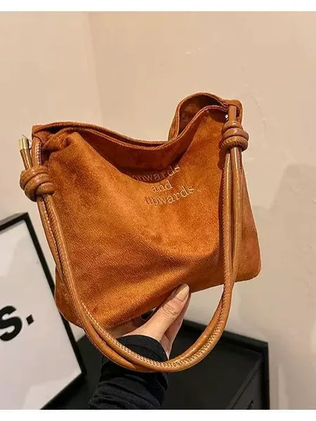 2023 Winter New Trendy and Stylish Simple Women's Bag, High-End Niche Design Crossbody Bag, Suede Material Shoulder Bag