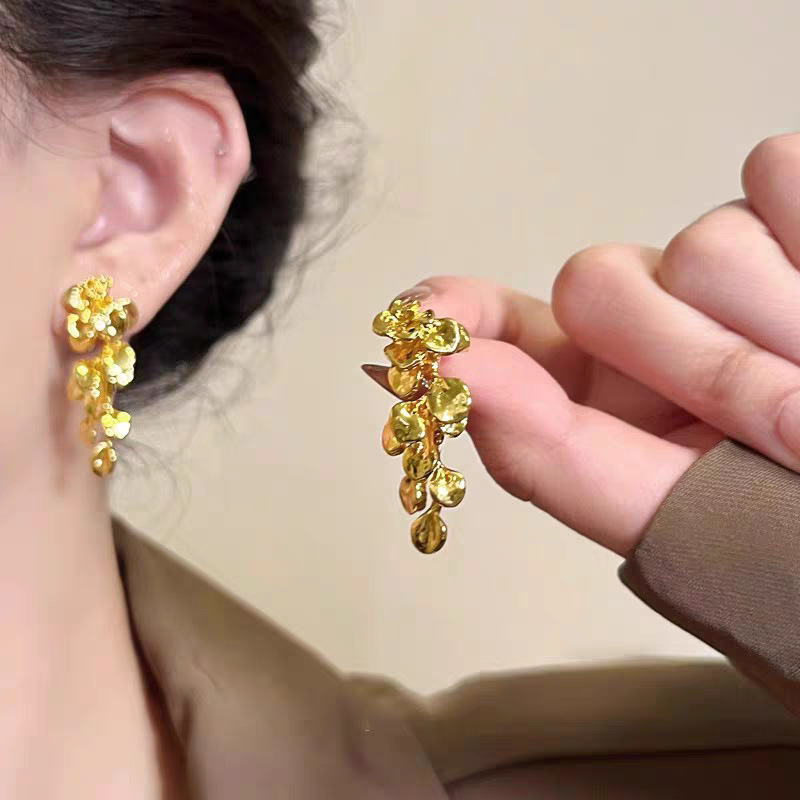 46 # Gilt flower leaf tassel earrings